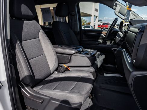 Used 2023 Chevrolet Silverado 1500 LT w/ Work Truck Package AWD/4WD image 13
