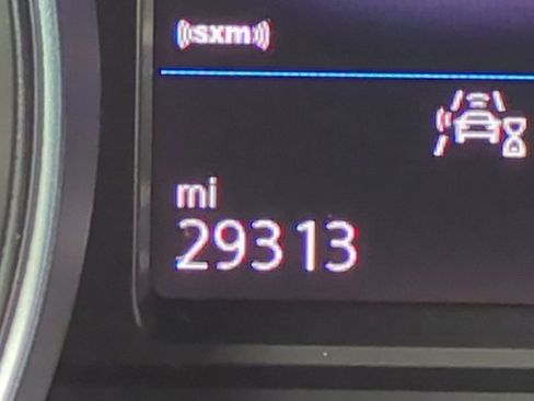 Used 2021 Volkswagen Atlas Cross Sport SE w/ Panoramic Sunroof Package image 29