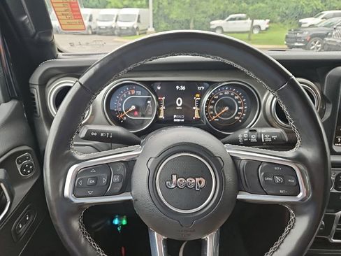 Used 2024 Jeep Wrangler Unlimited Sport AWD/4WD image 17