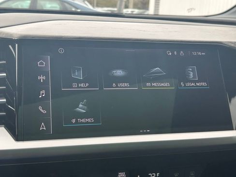 Used 2023 Audi Q4 e-tron Premium Plus w/ Premium Plus image 17