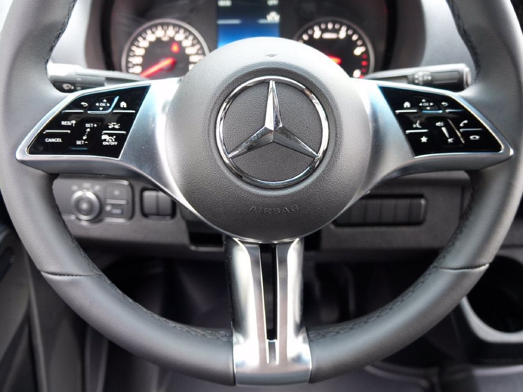Used 2026 Mercedes-Benz Sprinter 2500 image 13