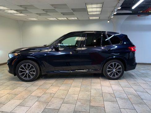 Used 2020 BMW X5 xDrive40i w/ M Sport Package AWD/4WD image 4