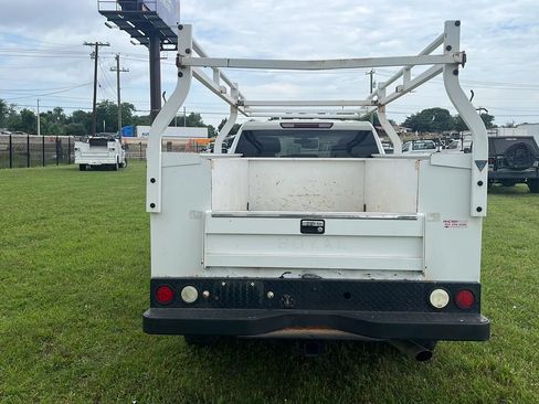 Used 2020 Chevrolet Silverado 2500 W/T w/ WT Convenience Package AWD/4WD image 3