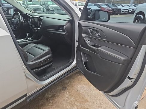 Used 2021 Chevrolet Traverse Premier w/ Redline Edition image 70