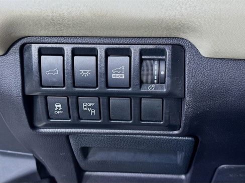 Used 2020 Subaru Ascent Touring image 23