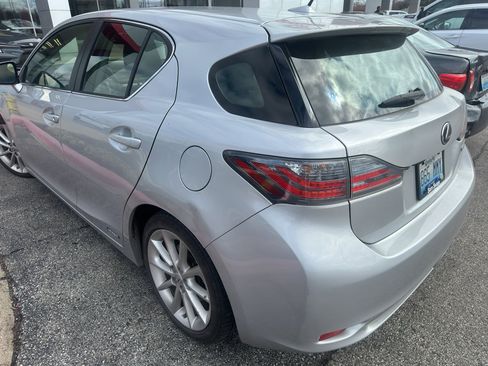 Used 2012 Lexus CT 200h Premium w/ Leather Pkg image 2