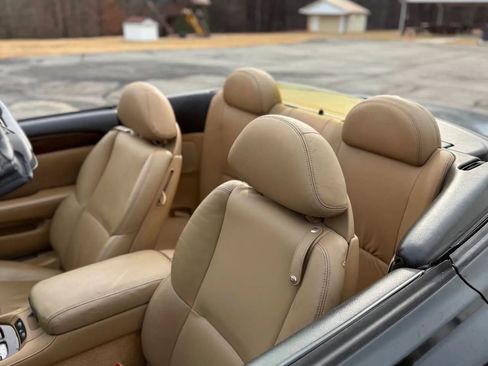 Used 2007 Lexus SC 430 Convertible image 2