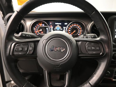 Used 2021 Jeep Wrangler Unlimited Sport image 11