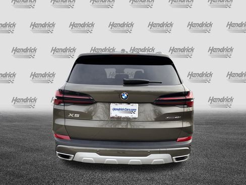 Certified 2025 BMW X5 xDrive40i w/ Premium Package image 9