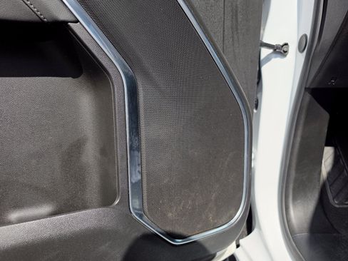 Used 2025 Chevrolet Silverado 1500 LT RWD image 21