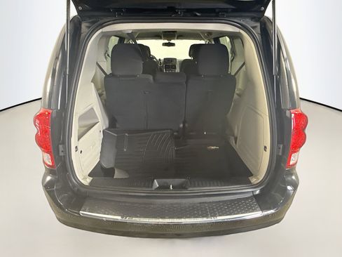 Used 2016 Dodge Grand Caravan SE w/ Quick Order Package 29E SE image 31