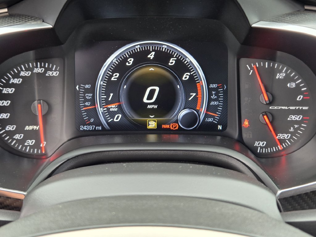 Used 2015 Chevrolet Corvette Stingray Coupe w/ 3LT Preferred Equipment Group RWD image 17