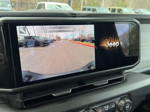 New 2026 Jeep Gladiator Sport image 22