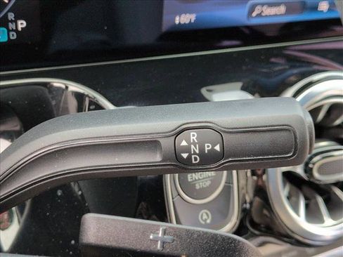 Used 2025 Mercedes-Benz GLA 250 image 12