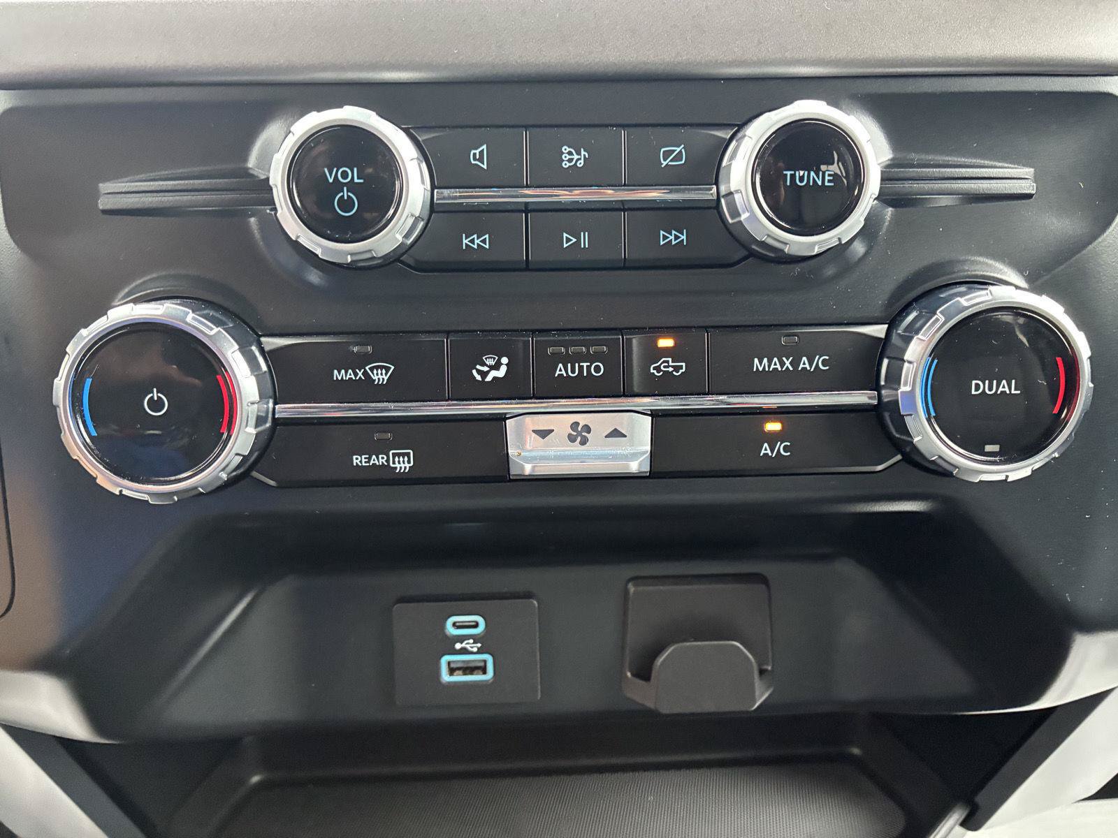 Used 2024 Ford F150 XLT AWD/4WD image 24