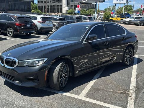 Used 2019 BMW 330i xDrive Sedan AWD/4WD image 7