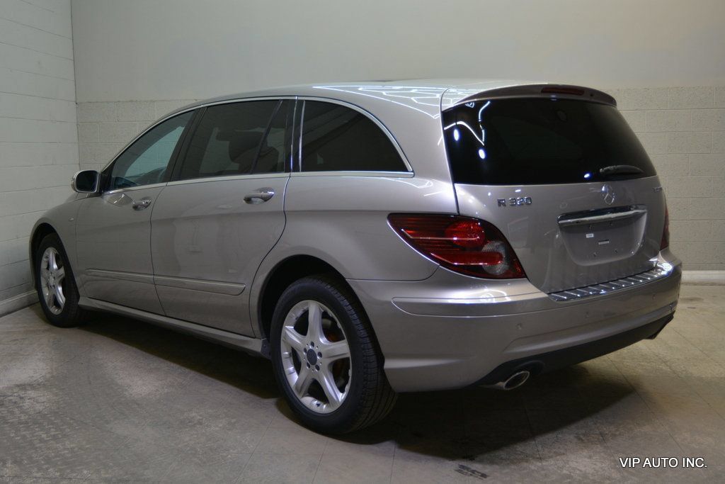 Used 2009 Mercedes-Benz R 320 BlueTEC 4MATIC image 3