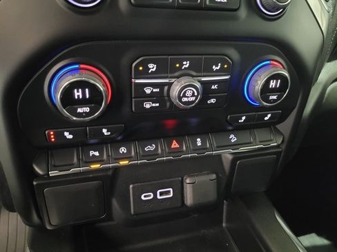 Used 2022 Chevrolet Silverado 1500 RST image 43