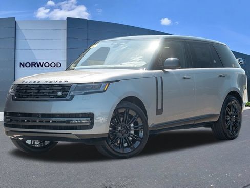 New 2026 Land Rover Range Rover Long Wheelbase SE AWD/4WD image 1