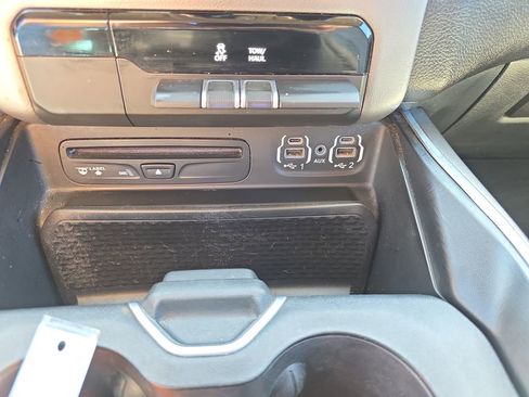 Used 2019 RAM 1500 Big Horn image 28