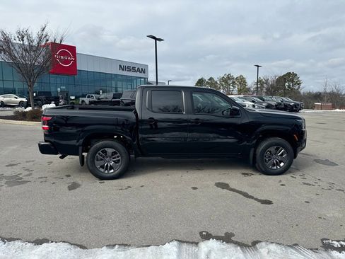 New 2026 Nissan Frontier SV w/ Tow Package AWD/4WD image 10