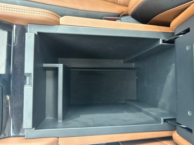 Used 2024 Nissan Pathfinder Platinum w/ Cargo Package AWD/4WD image 29
