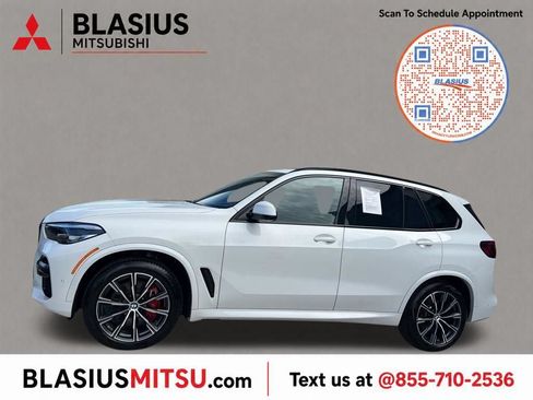 Used 2023 BMW X5 xDrive40i w/ M Sport Package AWD/4WD image 37