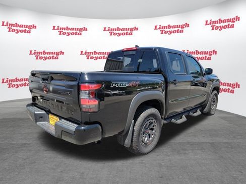 Used 2025 Nissan Frontier PRO-4X AWD/4WD image 24