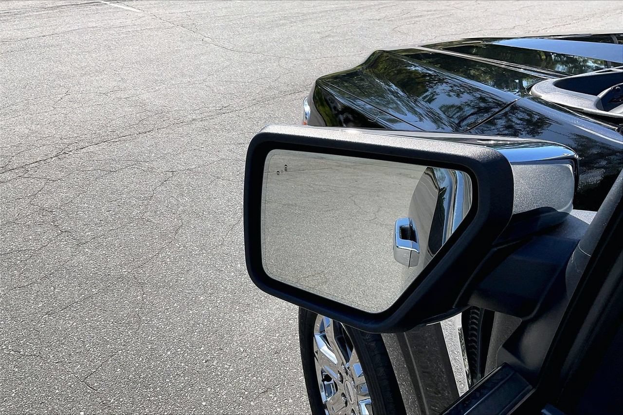 Used 2023 Ford F150 Lariat RWD image 29