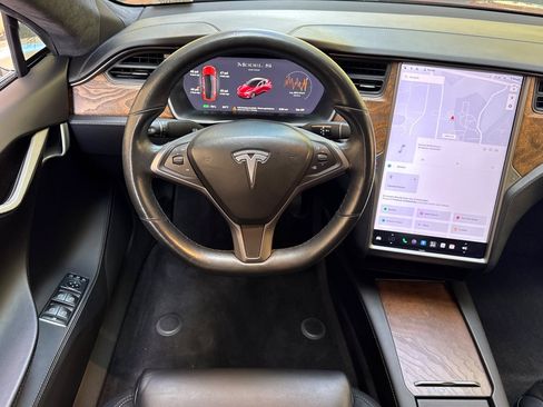 Used 2019 Tesla Model S Long Range AWD/4WD image 30