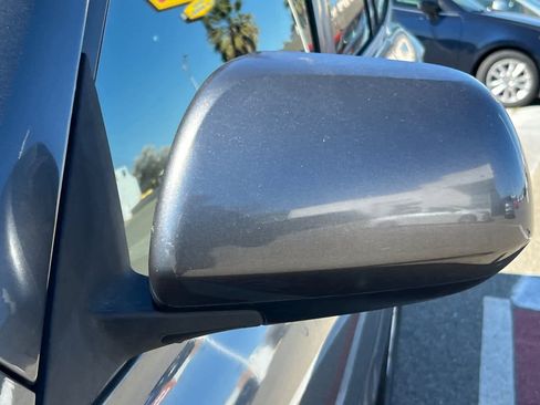 Used 2010 Toyota Highlander SE image 21