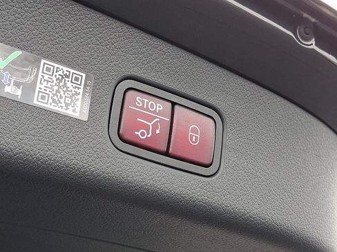 New 2026 Mercedes-Benz GLC 300 4MATIC image 22