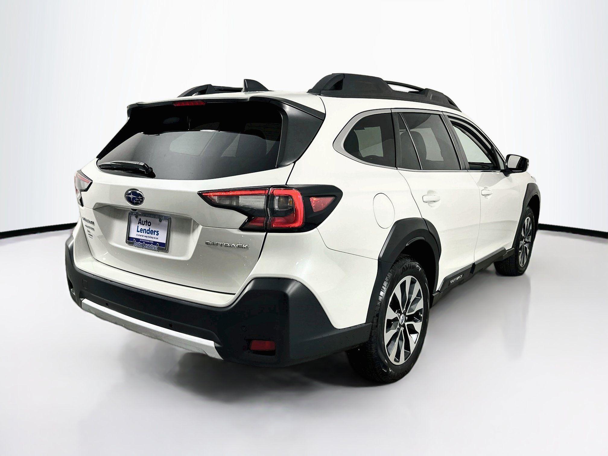 Used 2023 Subaru Outback Limited AWD/4WD image 5