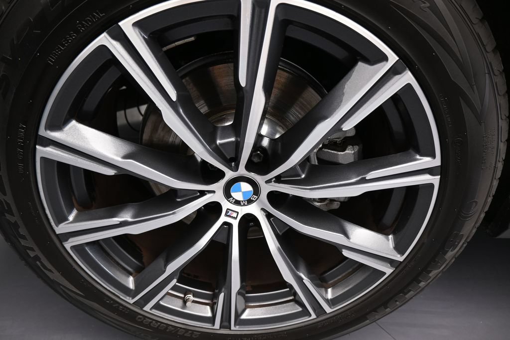 Used 2025 BMW X6 xDrive40i AWD/4WD image 49