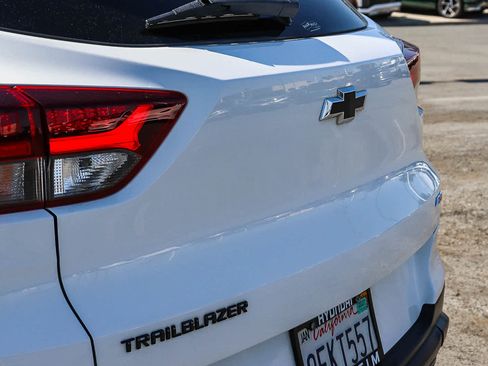 Used 2023 Chevrolet TrailBlazer RS image 10