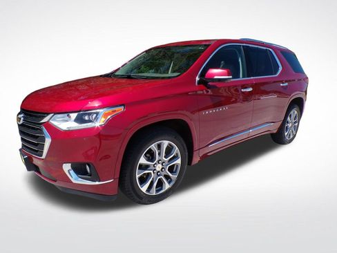 Used 2020 Chevrolet Traverse Premier AWD/4WD image 2