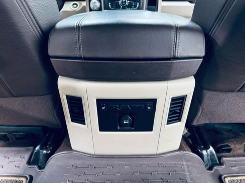 Used 2016 RAM 1500 Laramie Longhorn w/ Convenience Group image 34