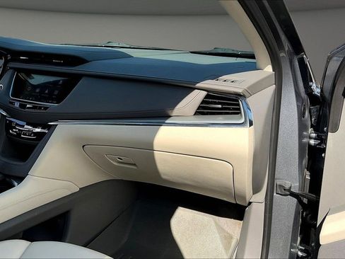 Used 2022 Cadillac XT5 Premium Luxury FWD image 28