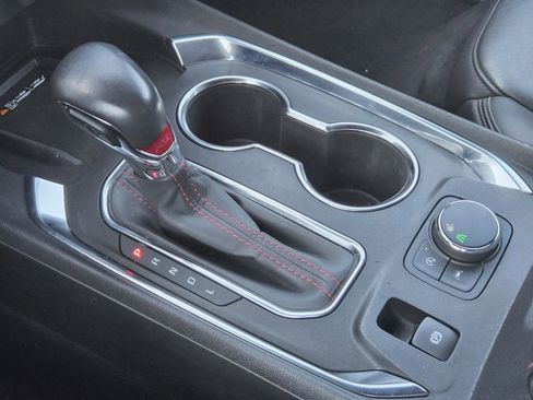 Used 2022 Chevrolet Traverse RS image 23