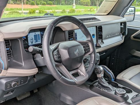 Used 2022 Ford Bronco Wildtrak AWD/4WD image 12
