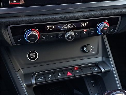 New 2025 Audi Q3 2.0T Premium Plus image 15