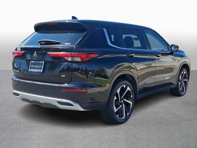 Used 2024 Mitsubishi Outlander SE AWD/4WD image 4