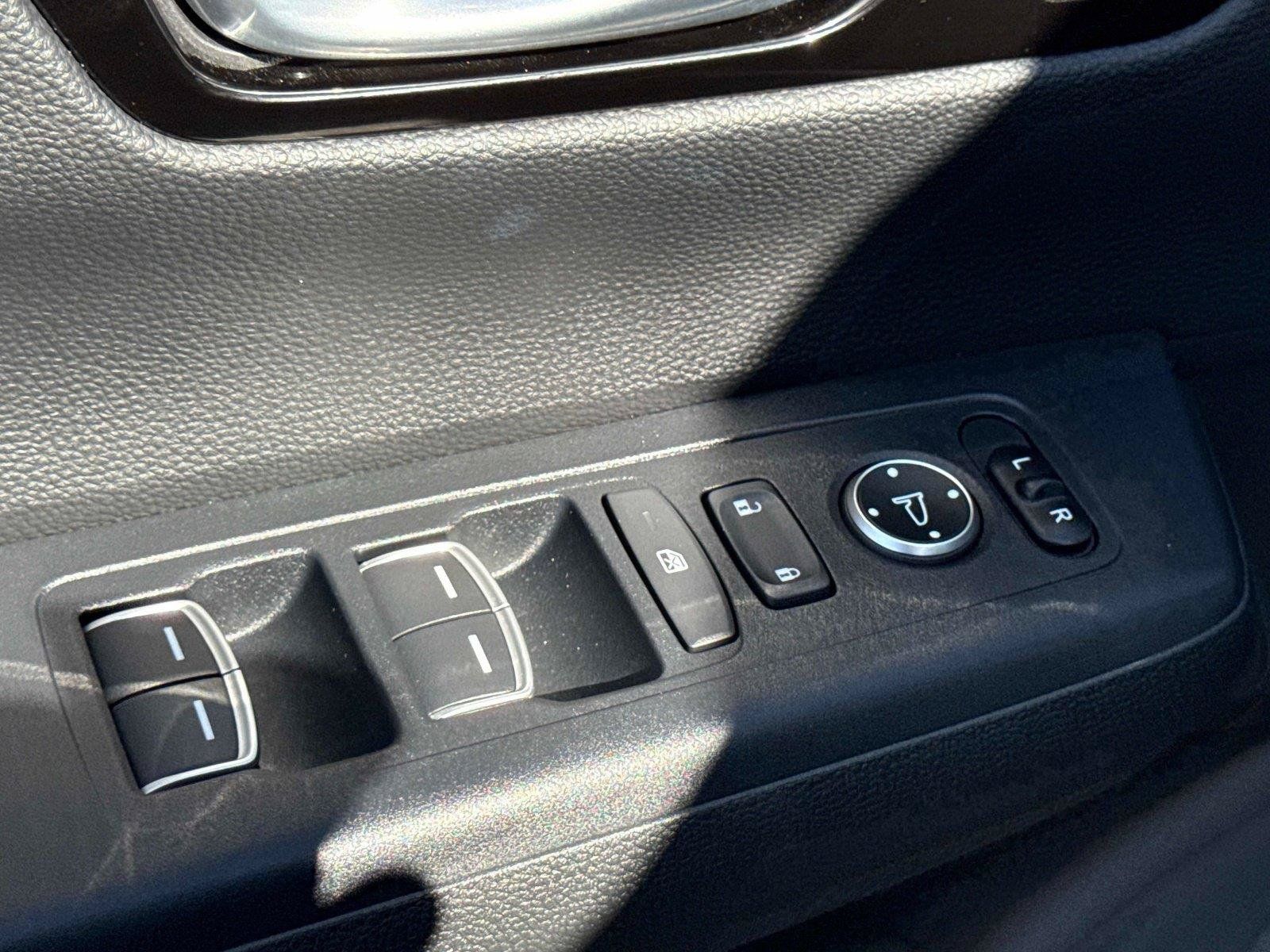 Used 2023 Honda CR-V EX-L image 20