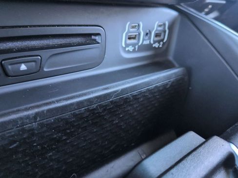 Certified 2019 RAM 3500 Laramie image 31