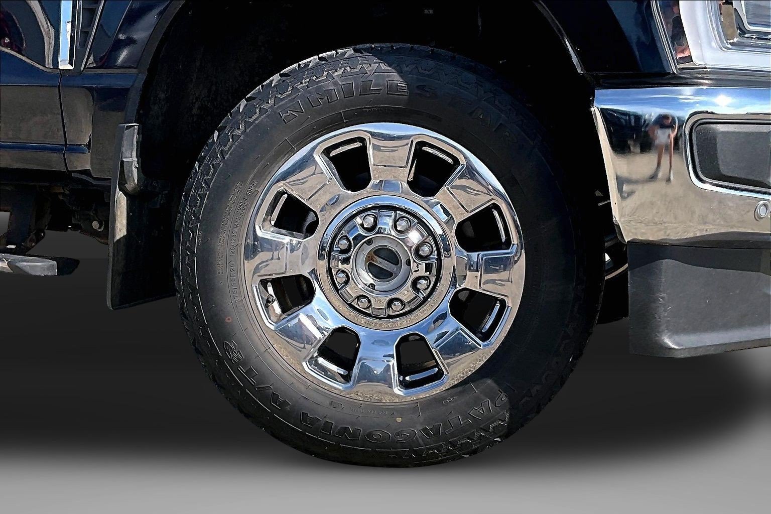 Used 2023 Ford F250 Lariat w/ Lariat Ultimate Package AWD/4WD image 9