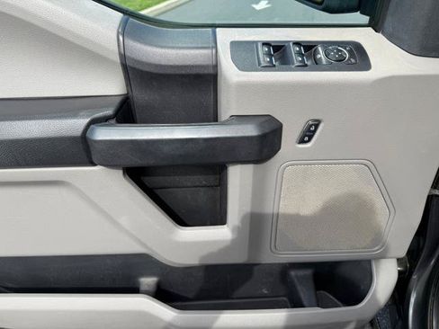 Used 2016 Ford F150 XL w/ Equipment Group 101A Mid AWD/4WD image 15