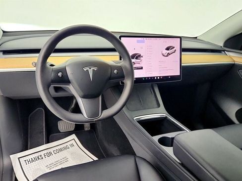 Used 2023 Tesla Model Y Long Range AWD/4WD image 11