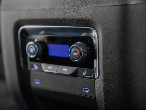 Used 2025 Chevrolet Tahoe Premier w/ Sun And Tow Package image 40