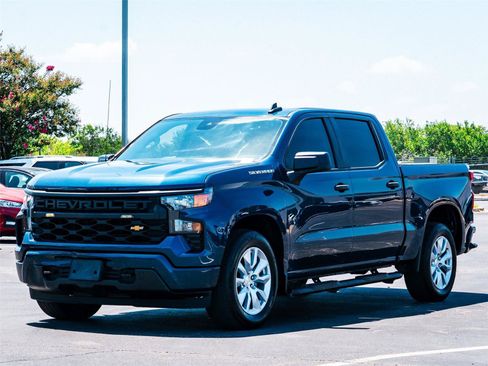 Used 2022 Chevrolet Silverado 1500 Custom RWD image 7