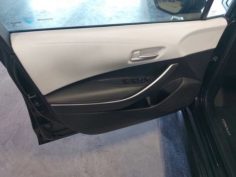Used 2024 Toyota Corolla SE FWD image 25